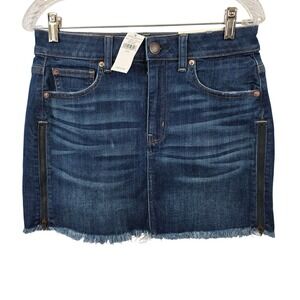 NEW~ American Eagle Outfitters Womens Size 8 Denim Mini Skirt Blue Frayed /A152